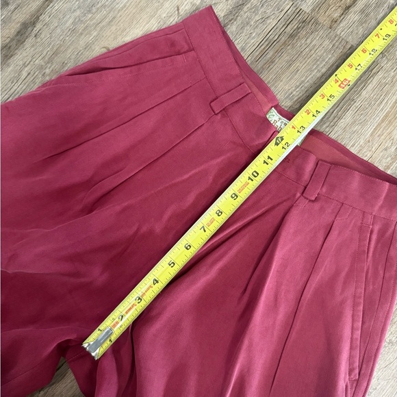 Tommy Bahama • 100% Silk Long Line High Waisted Shorts - Picture 8 of 8